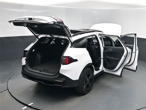 New 2026 Kia Sportage X-Line w/ X-Line Technology Package image 27