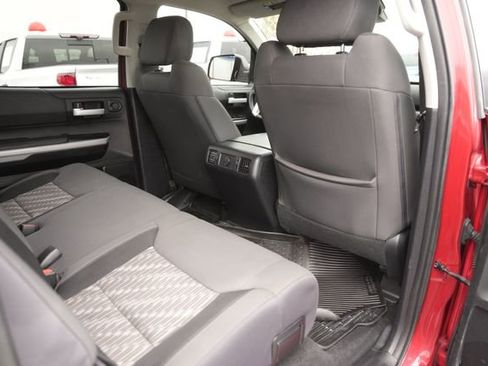 Used 2018 Toyota Tundra SR5 w/ SR5 Upgrade Package image 14