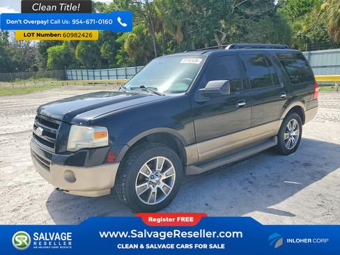 Used 2014 Ford Expedition XLT w/ Equipment Group 202A RWD image 1