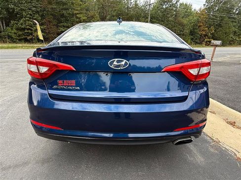 Used 2017 Hyundai Sonata SE image 4