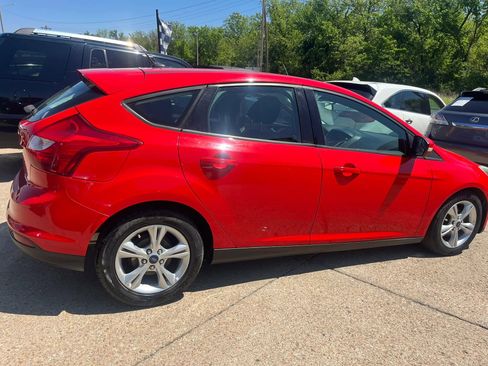 Used 2014 Ford Focus SE FWD image 9