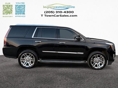 Used 2017 Cadillac Escalade Luxury image 11
