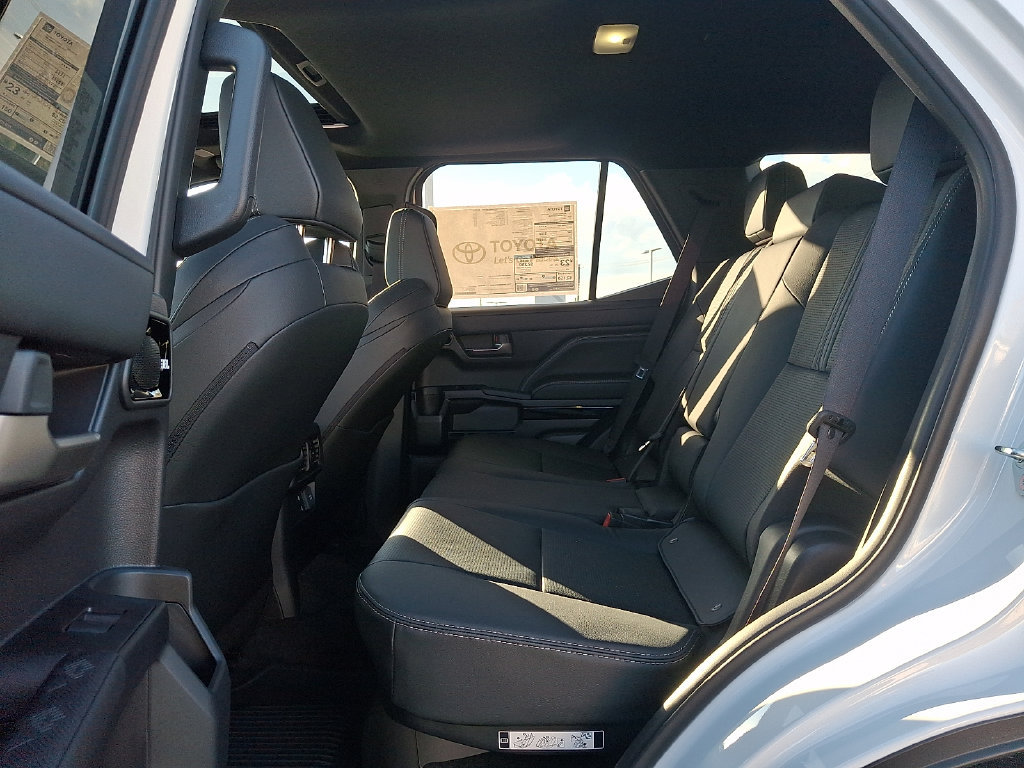 New 2026 Toyota 4Runner Limited AWD/4WD image 9