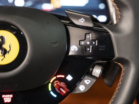 Used 2025 Ferrari 12Cilindri RWD image 34