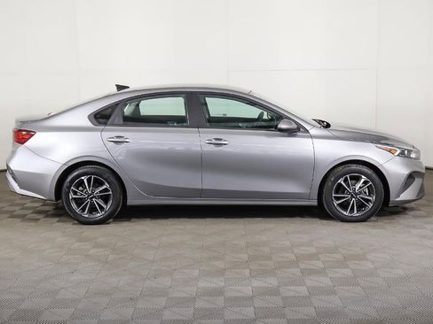 Used 2023 Kia Forte LXS image 16