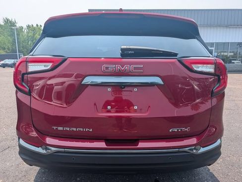 Used 2024 GMC Terrain AT4 AWD/4WD image 6