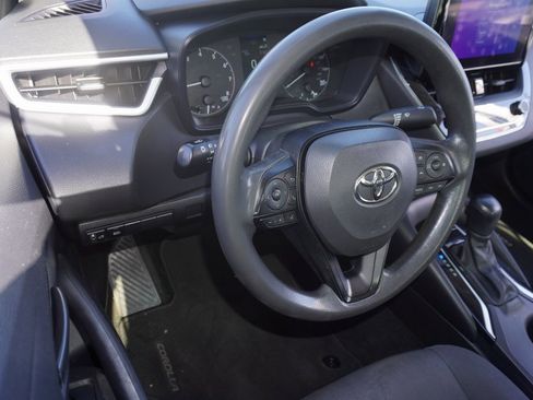 Certified 2024 Toyota Corolla LE image 6