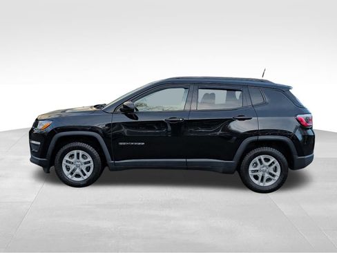 Used 2018 Jeep Compass Sport w/ Cold Weather Group image 2