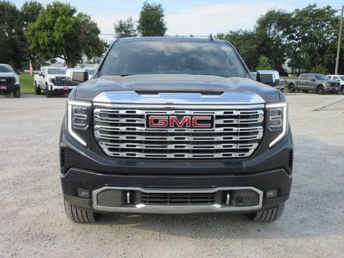 New 2026 GMC Sierra 1500 Denali w/ Denali Reserve Package image 12