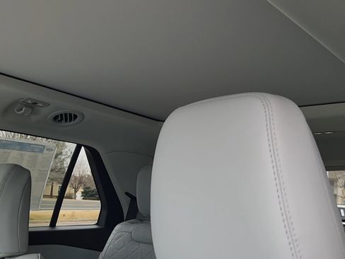 New 2026 Ford Explorer Platinum w/ LUX Leather Package AWD/4WD image 31