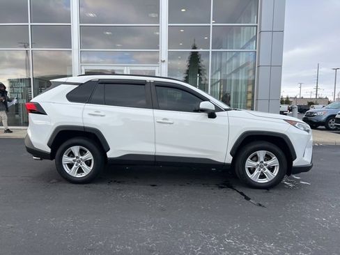 Certified 2019 Toyota RAV4 XLE image 8