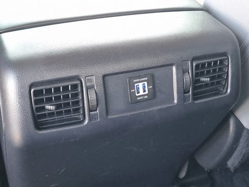 Used 2021 Toyota Tundra SR5 w/ SR5 Leather Package RWD image 12