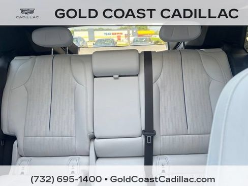 Used 2024 Cadillac Lyriq Luxury RWD image 18