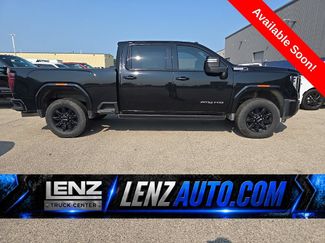 Used 2025 GMC Sierra 2500 AT4 w/ AT4 Premium Plus Package AWD/4WD video 1