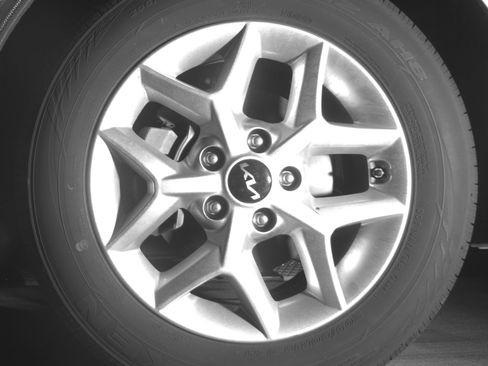 Used 2025 Kia Soul LX w/ LX Technology Package FWD image 17