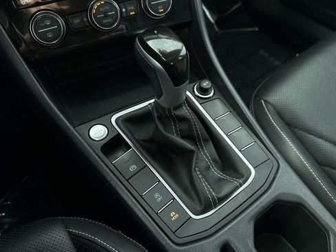 Used 2024 Volkswagen Jetta SEL image 19