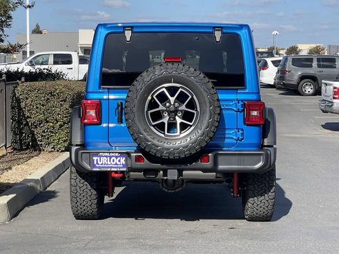 New 2026 Jeep Wrangler Unlimited Rubicon w/ Technology Group AWD/4WD image 10