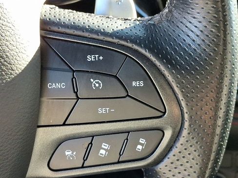 Used 2024 Dodge Durango GT image 29