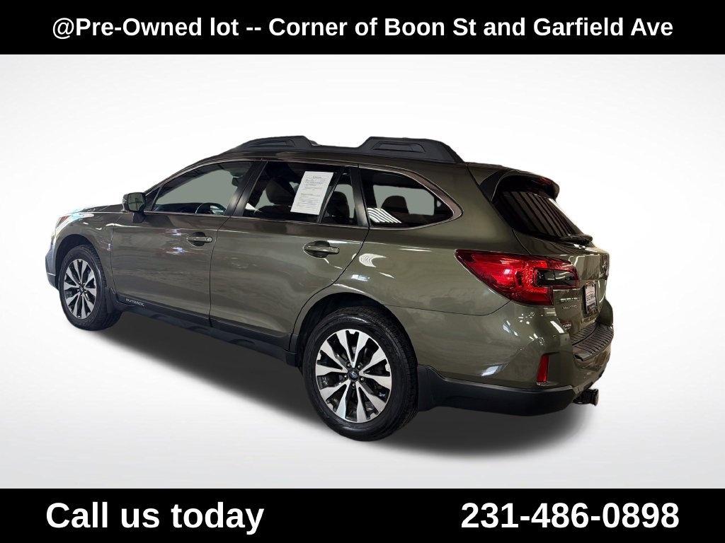 Used 2015 Subaru Outback 2.5i Limited AWD/4WD image 3