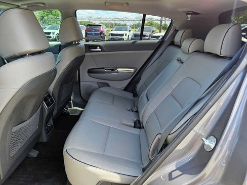 Used 2017 Kia Sportage EX w/ EX Technology Package FWD image 18