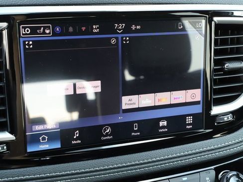 New 2026 Chrysler Pacifica Select image 33