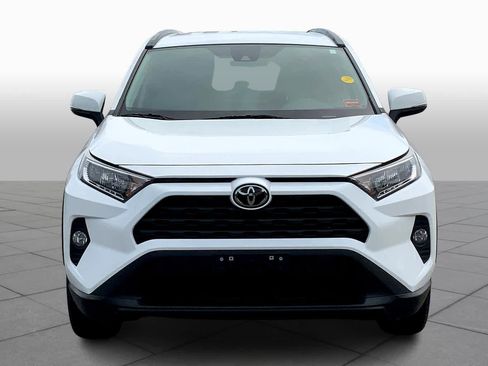 Used 2021 Toyota RAV4 XLE FWD image 4
