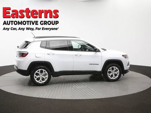 Used 2024 Jeep Compass Latitude AWD/4WD image 43