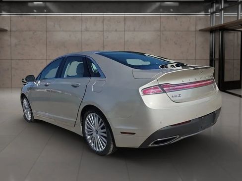 Used 2017 Lincoln MKZ Reserve FWD image 6