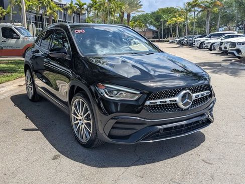 Certified 2022 Mercedes-Benz GLA 250 image 3