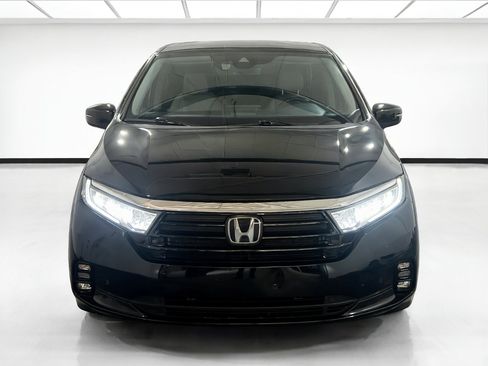 Used 2022 Honda Odyssey Touring image 2