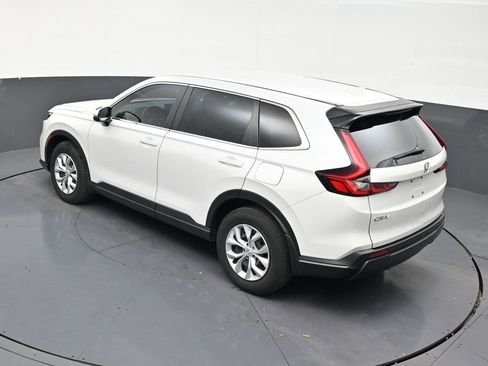 Used 2025 Honda CR-V LX image 15