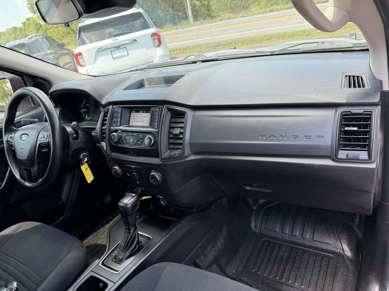 Used 2019 Ford Ranger XL w/ Equipment Group 101A Mid RWD image 17