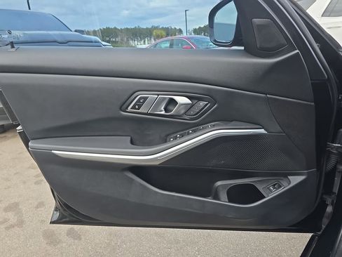 Used 2023 BMW 330i xDrive Sedan w/ Premium Package image 31