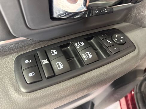 Used 2016 RAM 1500 Big Horn AWD/4WD image 30