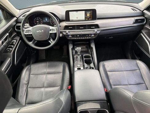 Used 2022 Kia Telluride EX w/ EX Premium Package image 17