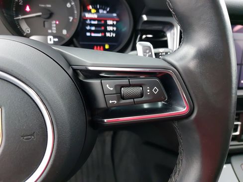 Used 2023 Porsche Macan image 20