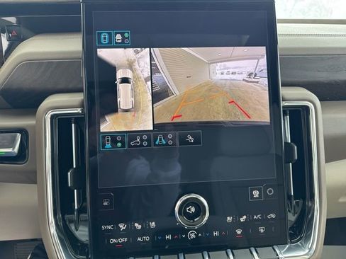 New 2026 GMC Yukon Denali w/ Advanced Technology Package image 23