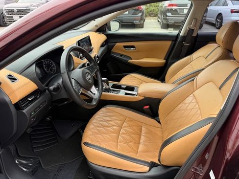 Used 2024 Nissan Sentra SV w/ SV Premium Package FWD image 5