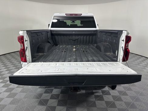 Used 2022 Chevrolet Silverado 3500 W/T image 11