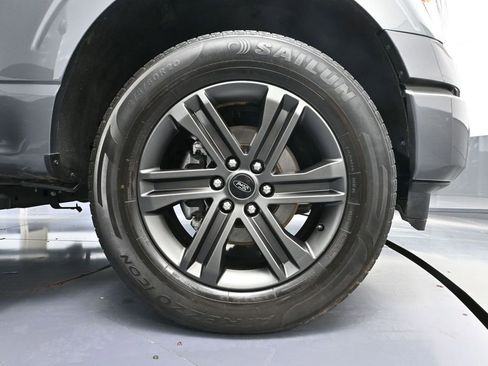 Used 2022 Ford F150 Lariat w/ Equipment Group 502A High AWD/4WD image 18