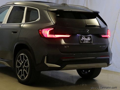 Used 2025 BMW X1 xDrive28i w/ Premium Package image 8