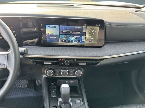 New 2025 Nissan Kicks SV w/ SV Premium Package image 22