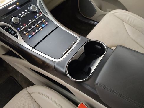 Used 2016 Lincoln MKX Reserve w/ Luxury Package image 26