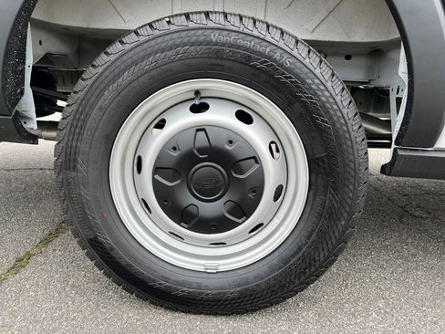 New 2026 Ford Transit 250 148 High Roof Extended w/ Load Area Protection Package image 15