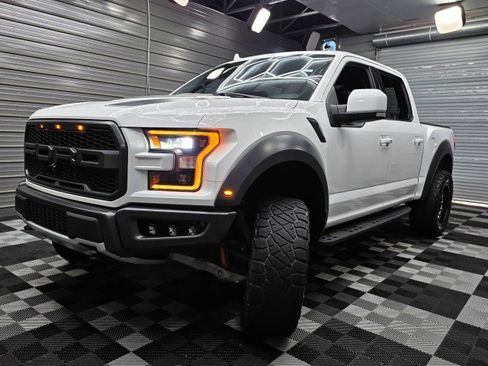 Used 2019 Ford F150 Raptor w/ Equipment Group 802A Luxury AWD/4WD image 43