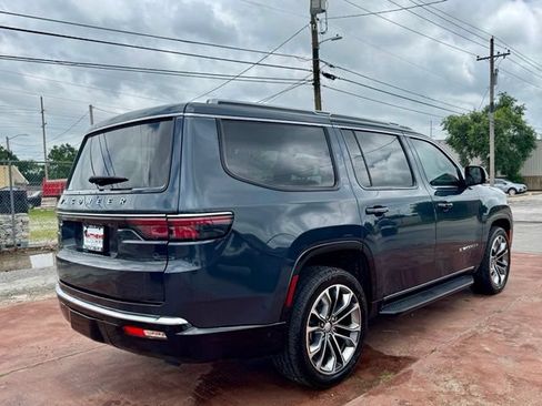 Used 2023 Jeep Wagoneer 2WD w/ Convenience Group I image 5