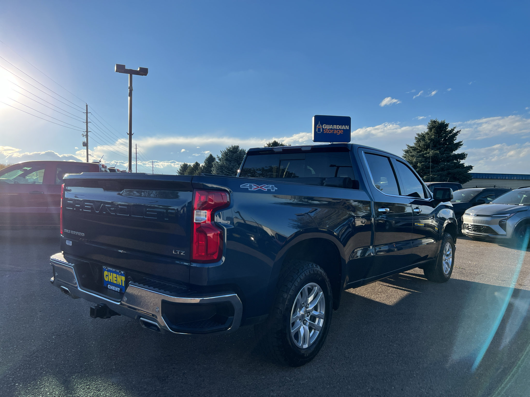 Used 2020 Chevrolet Silverado 1500 LTZ w/ LTZ Plus Package AWD/4WD image 16