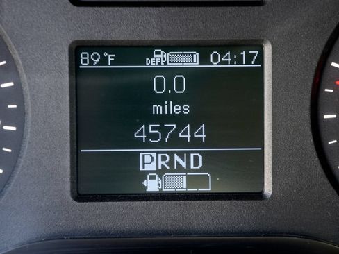 Used 2020 Mercedes-Benz Sprinter 2500 image 13