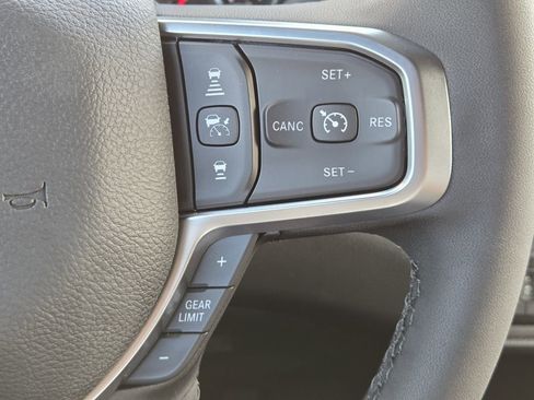 New 2026 RAM 3500 Big Horn AWD/4WD image 27