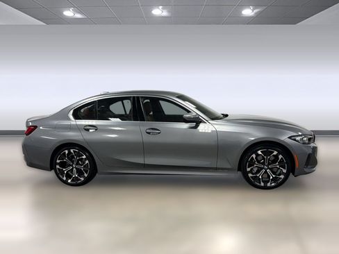 Used 2026 BMW 330i Sedan RWD image 8